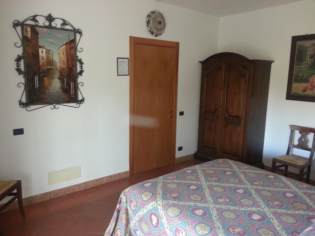 Agriturismo Corte Trincerone Mantova Ruang foto